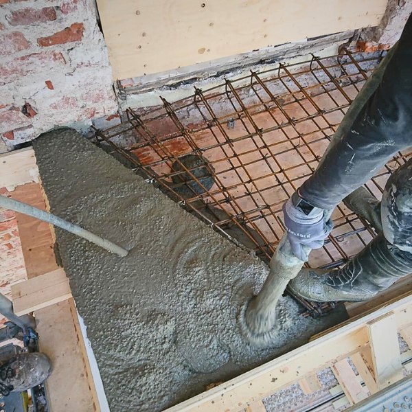 Betonointi paikallavalu parvekkeeseen City Restor Finlanf